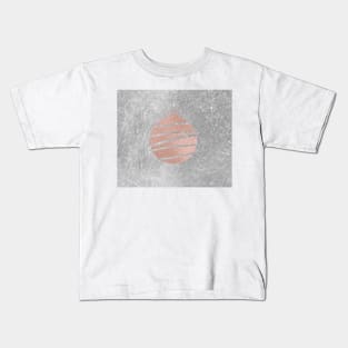 Industrial rose christmas - bauble Kids T-Shirt